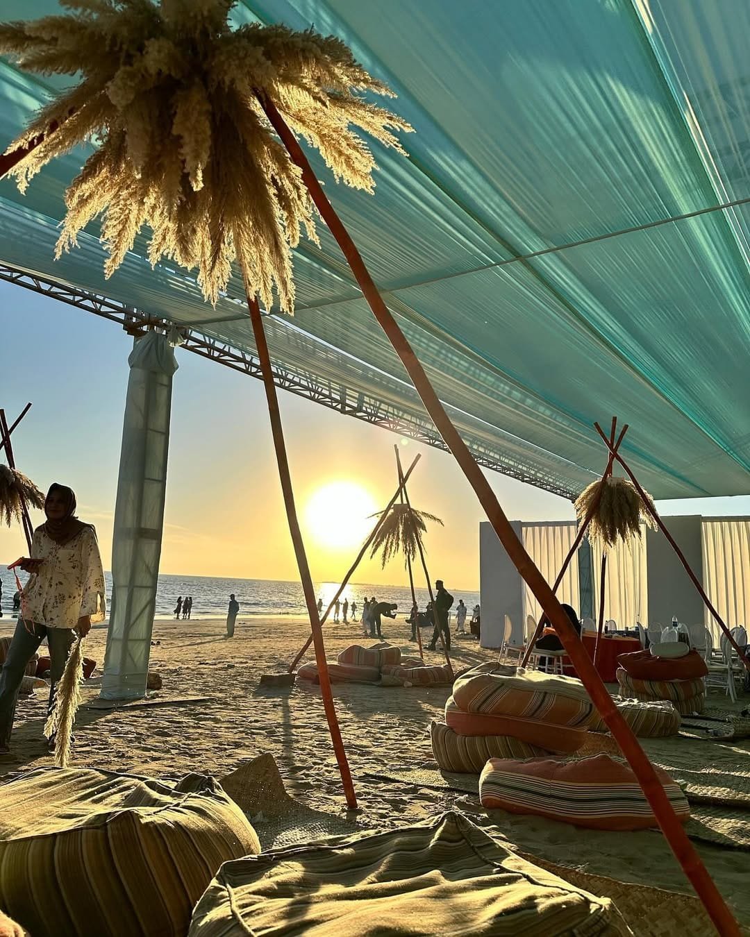 Cozy Beach Hut