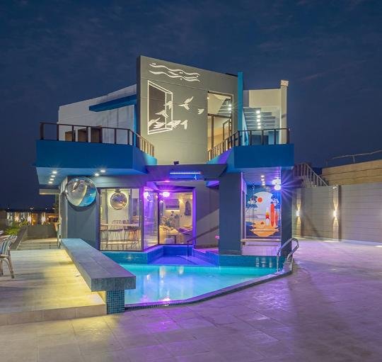 Family Beach Hut